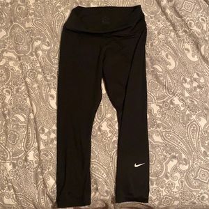 Nike black leggings 3/4 length
